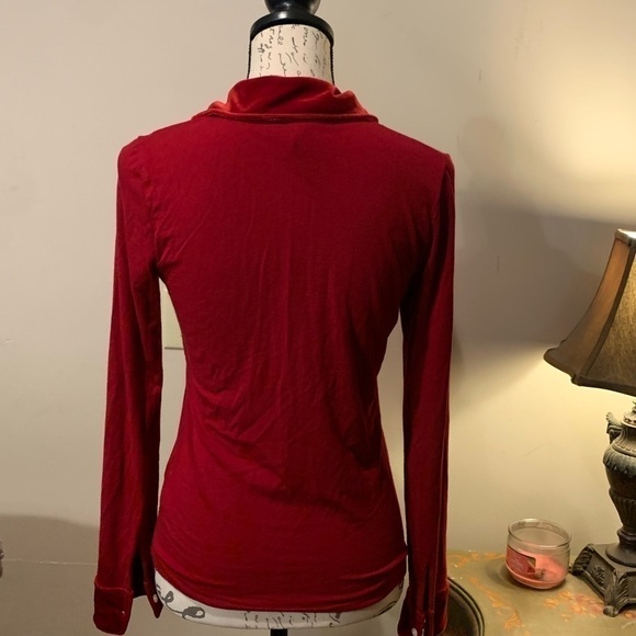 Lauren by Ralph Lauren velvet trimmed top size small GUC - Picture 4 of 6